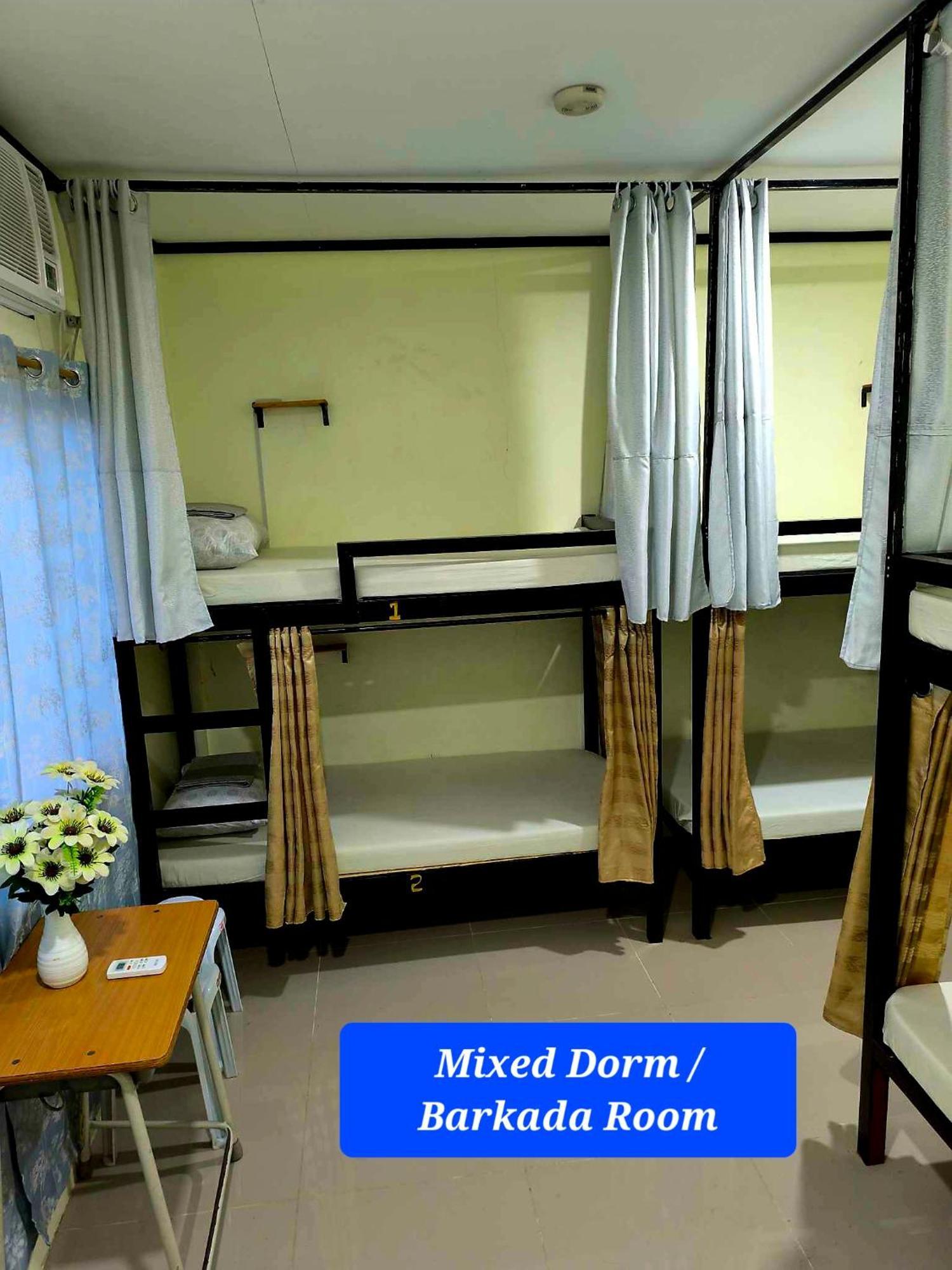 Cheri Backpackers Hostel Moalboal Luaran gambar