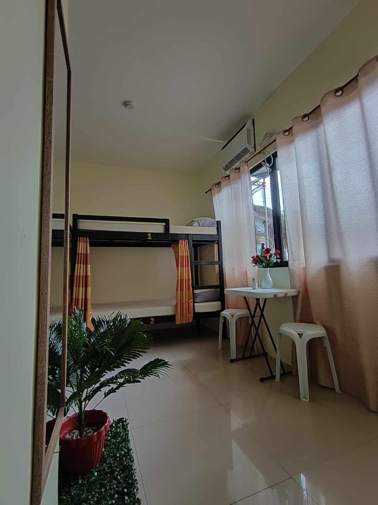 Cheri Backpackers Hostel Moalboal Luaran gambar