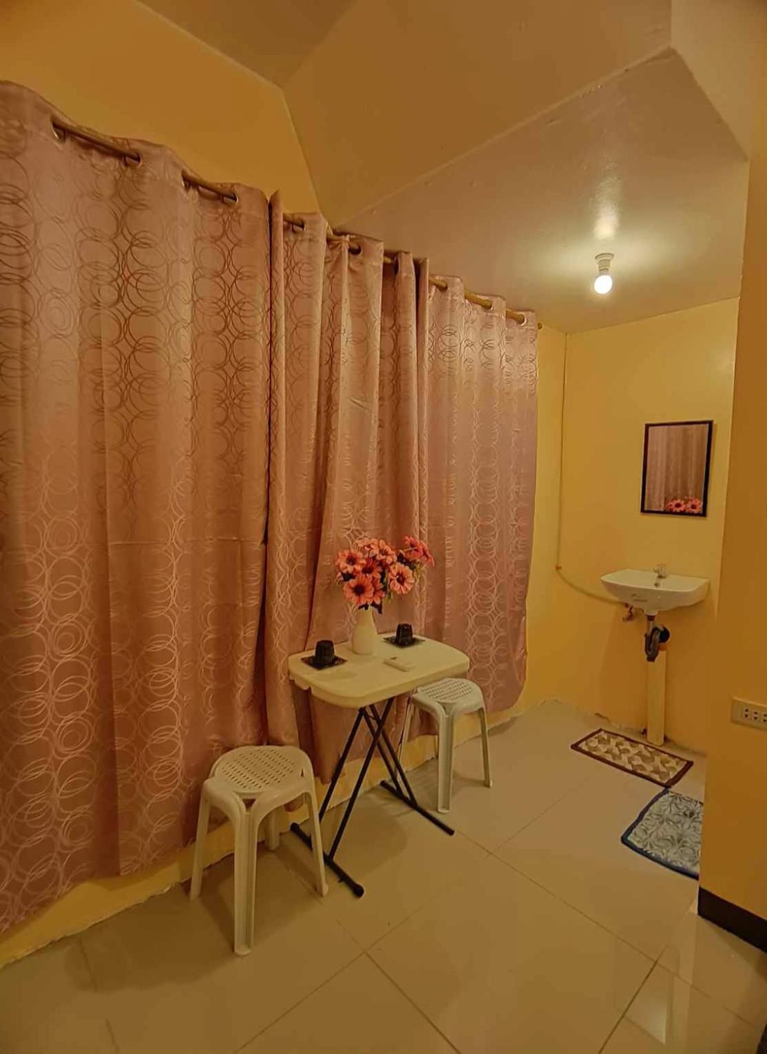Cheri Backpackers Hostel Moalboal Luaran gambar